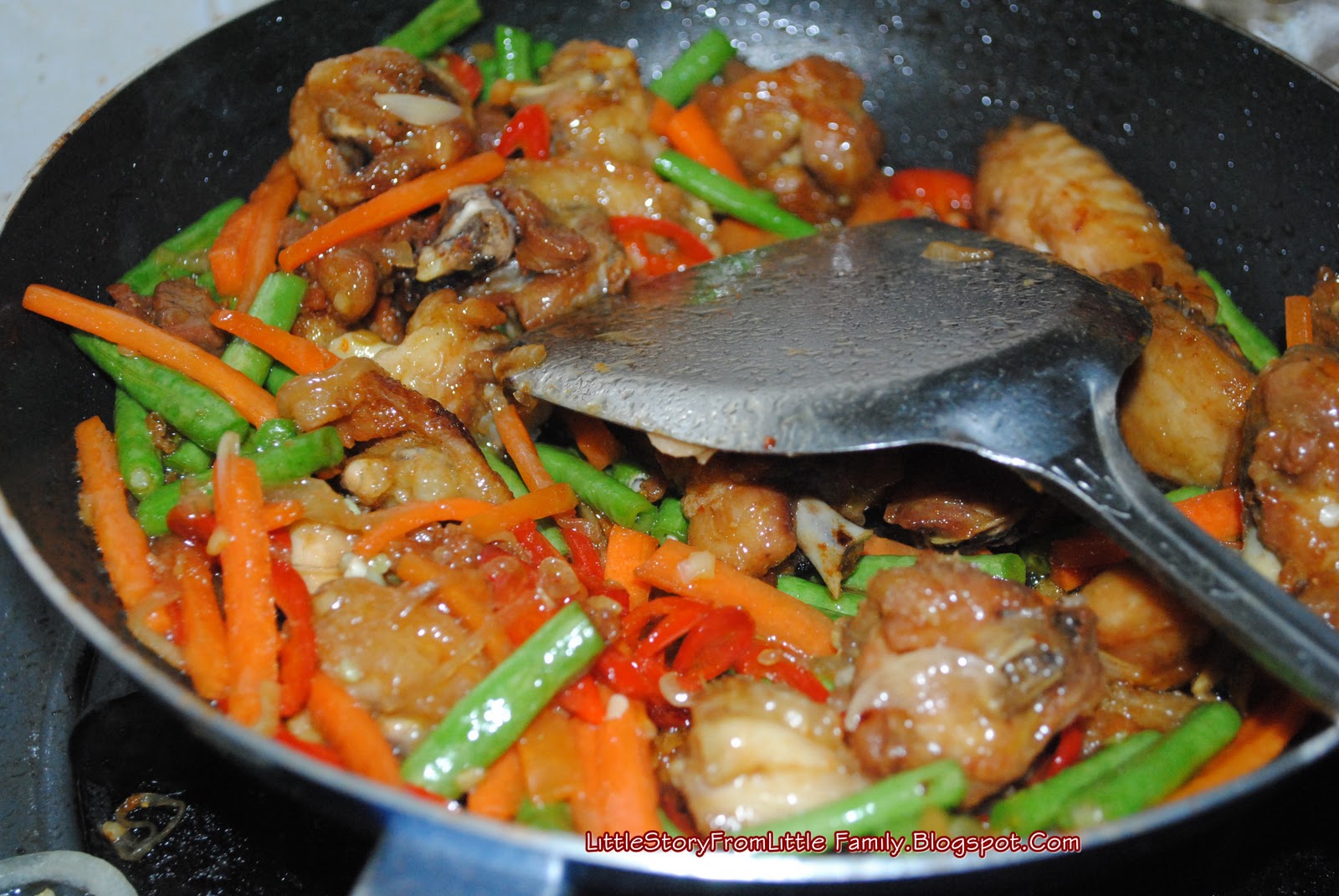 >Resepi : Ayam Goreng Kunyit  mezanna11